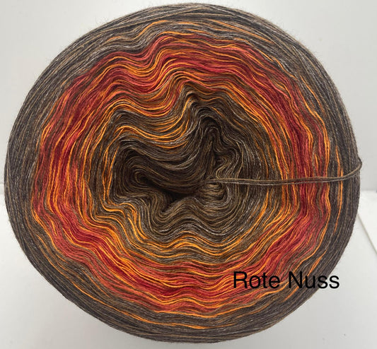 Rote Nuss