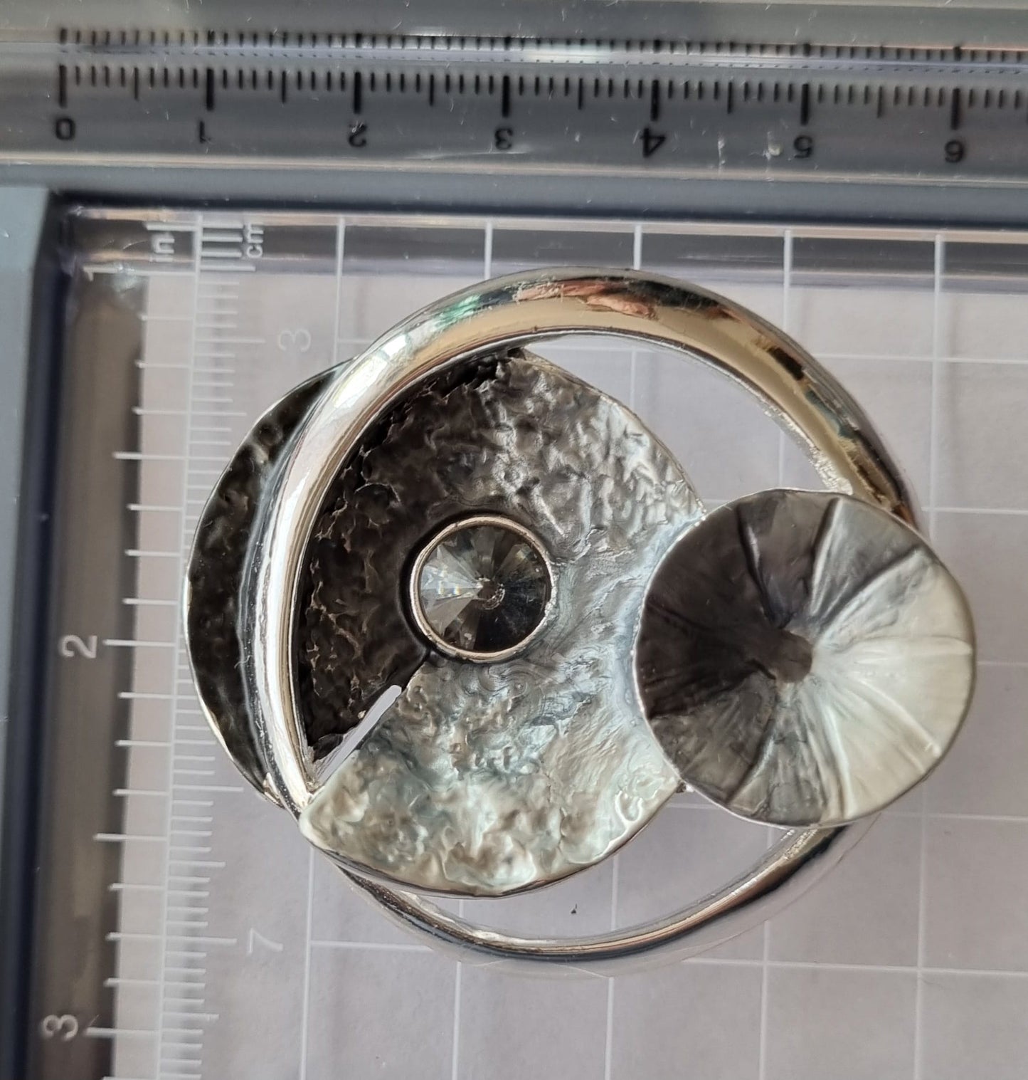 Magnetbrosche