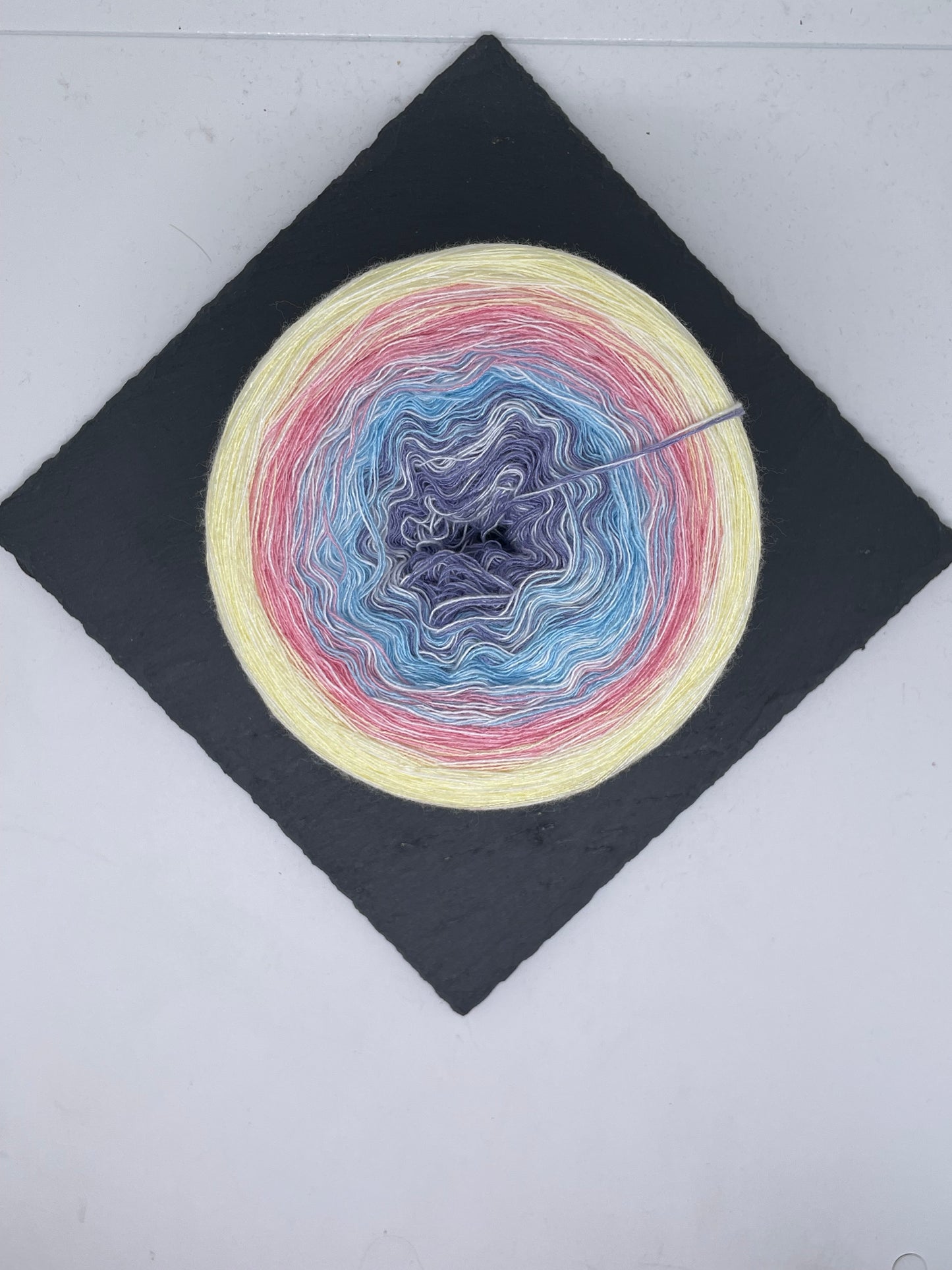 Black Week 25 nr 8 B